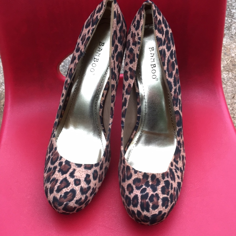 Leopard heels 41/2 inch 1/2 inch platform
